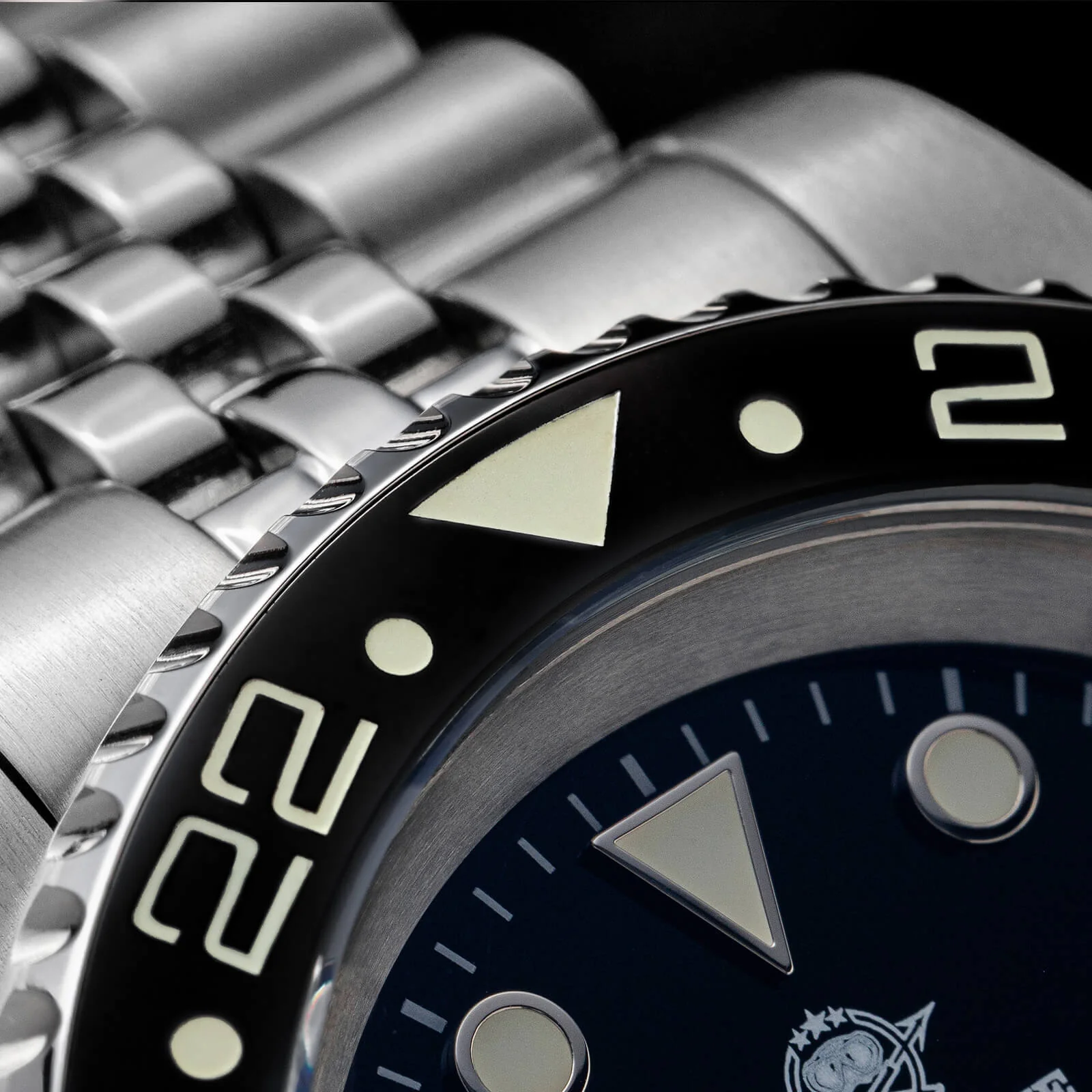 🔥Summer Sale🔥ADDIESDIVE Water Ghost Luxury Dive Watch GMT Quartz Watch AD2050-with Calendar - Image 12