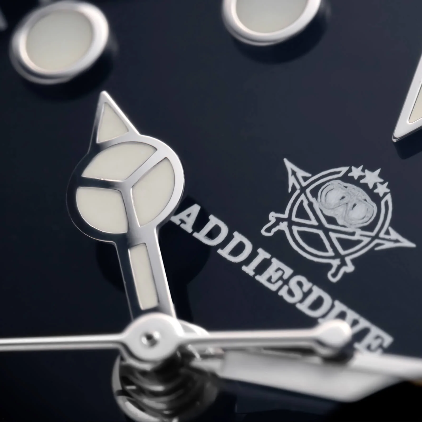 🔥Summer Sale🔥ADDIESDIVE Water Ghost Luxury Dive Watch GMT Quartz Watch AD2050-with Calendar - Image 14