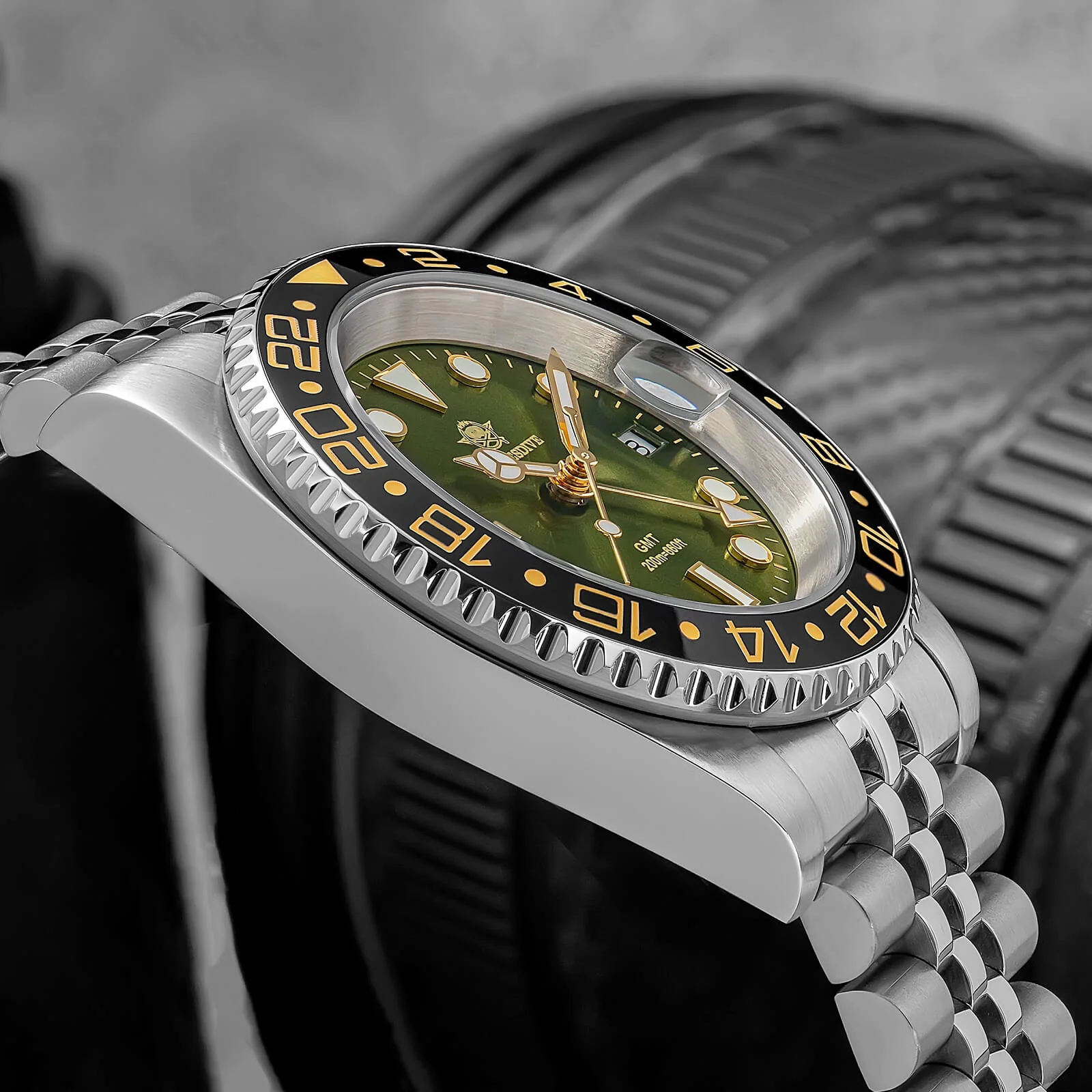 🔥Summer Sale🔥ADDIESDIVE Water Ghost Luxury Dive Watch GMT Quartz Watch AD2050-with Calendar - Image 25