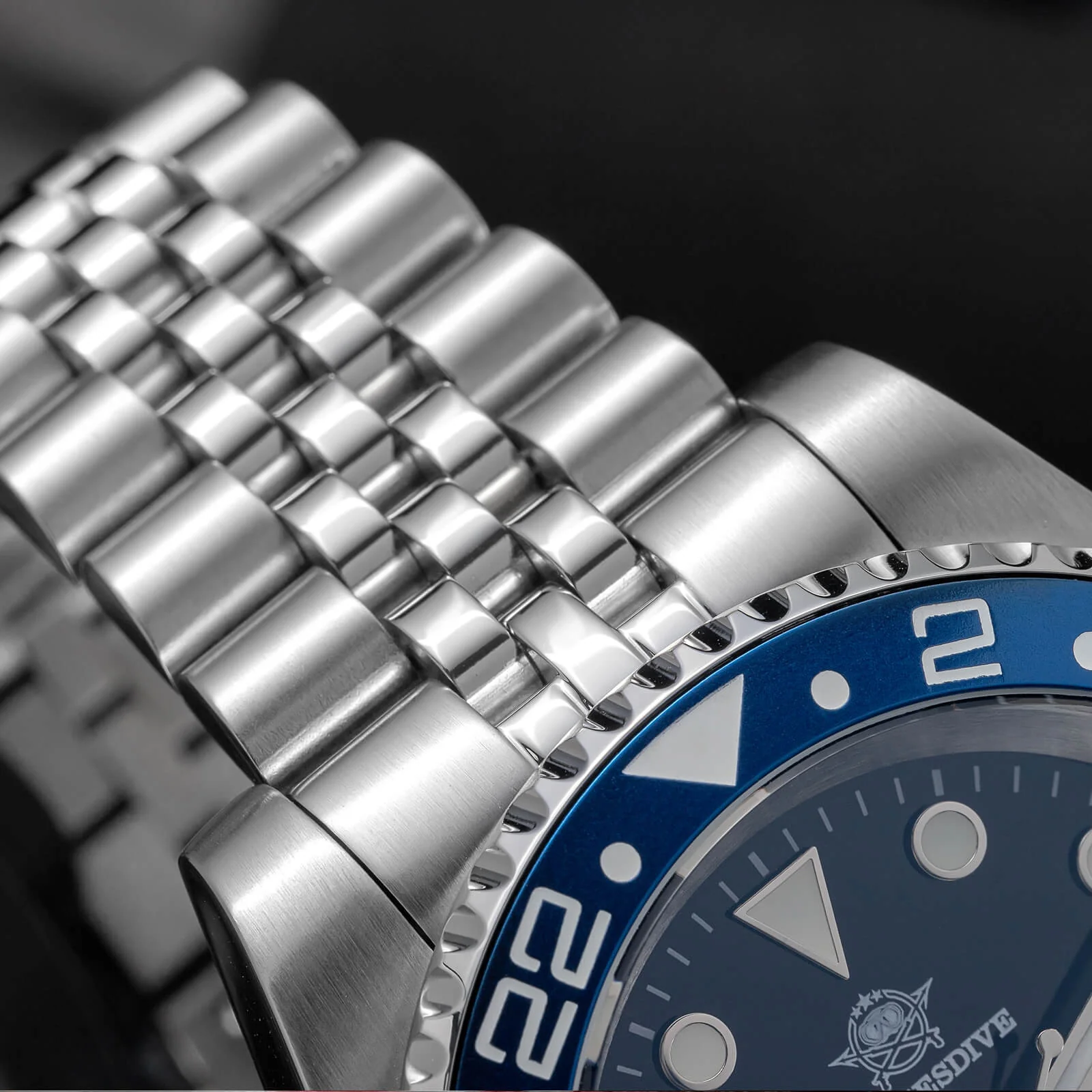 🔥Summer Sale🔥ADDIESDIVE Water Ghost Luxury Dive Watch GMT Quartz Watch AD2050-with Calendar - Image 4