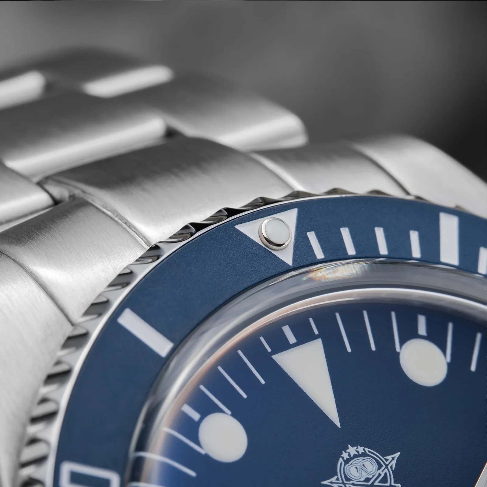 U.S. Warehouse -ADDIESDIVE 39mm Quartz Watch with Bi-directional Rotating Bezel AD2068 - Image 26